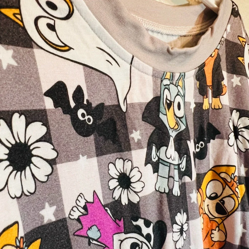 PENDING-Bluey Halloween Pajamas 2T | Bamboo Viscose Set | Ghosts & Bats Print